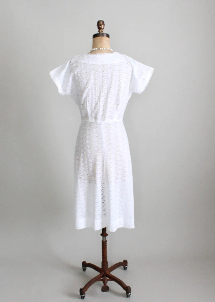 Vintage 1940s Eyelet Day Dress - Image 5