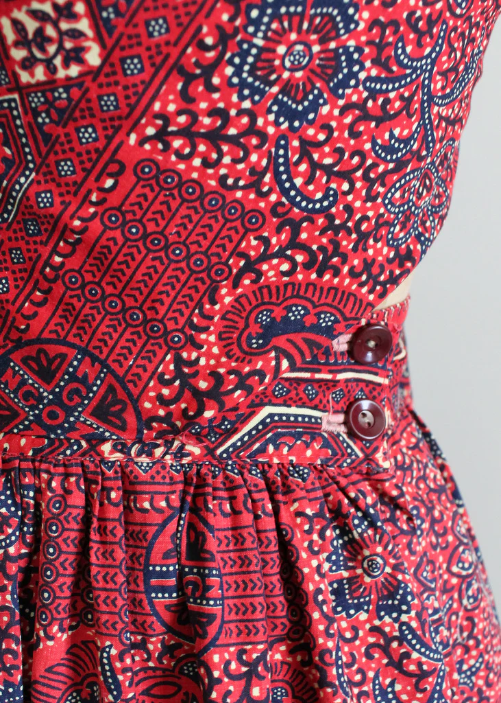 Vintage 1940s Tiki Print Strapless Sundress with Tie Back - Image 4